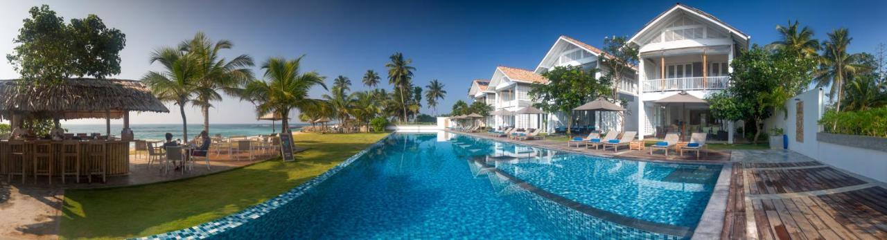 Sri Sharavi Beach Villas & Spa - With 43 Metre Saltwater Infinity Pool Mirissa Extérieur photo