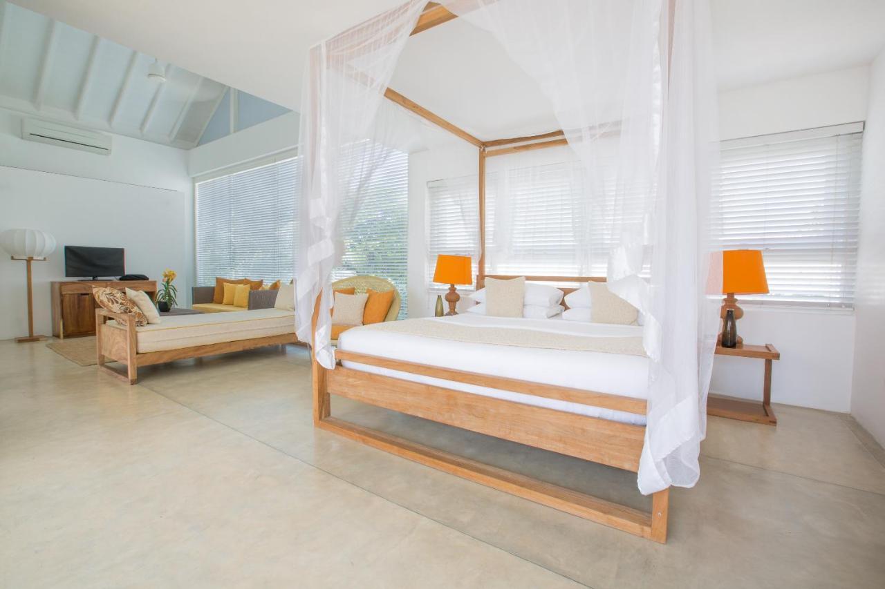 Sri Sharavi Beach Villas & Spa - With 43 Metre Saltwater Infinity Pool Mirissa Extérieur photo